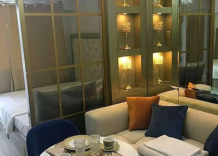 Hotel Deluxe Razelles 2 At Shore 2 Residences Tower 1